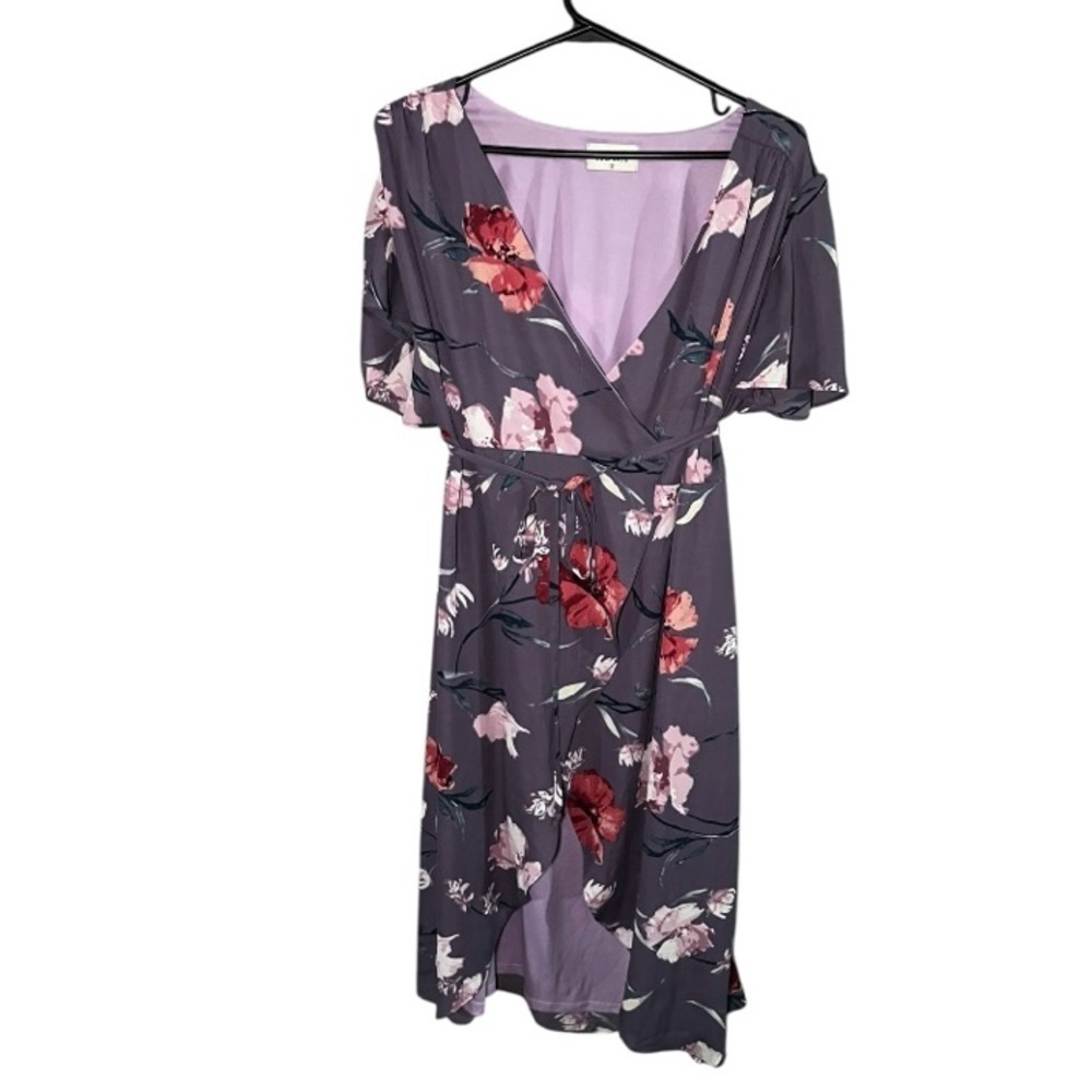 EUC Floral Wrap Dress in Purple Size S - Picture 3 of 6